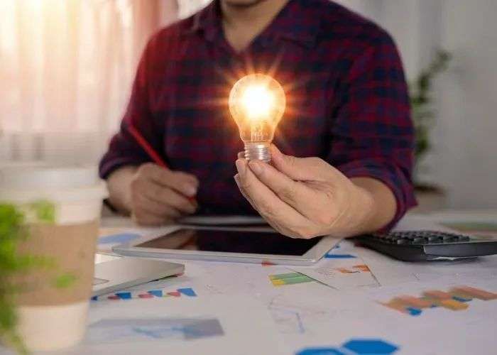 Mengubah Hobi Jadi Penghasilan: Bisnis Reseller yang Bisa Dijalankan di Rumah